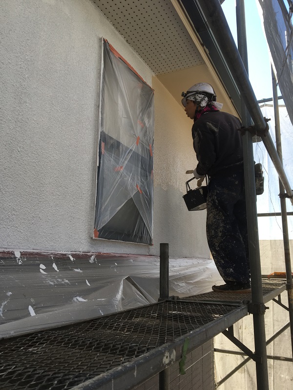 栃木県さくら市　外壁塗装　ひび割れ補修　コーキング打ち替え工事　AGCルミフロン