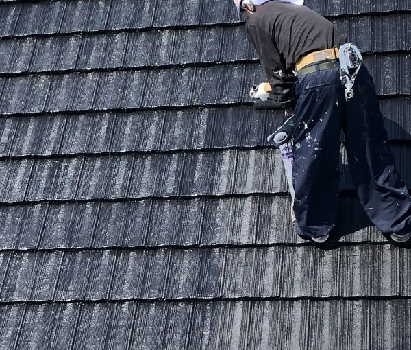 栃木県鹿沼市　屋根塗装・外壁塗装　セメント瓦の塗料の選択　関西ペイントのアレスダイナミックルーフ (3)
