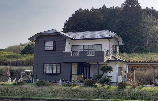 塗装が古くなってきて汚れが気になる【栃木県那須烏山市】外壁と屋根の塗装工事