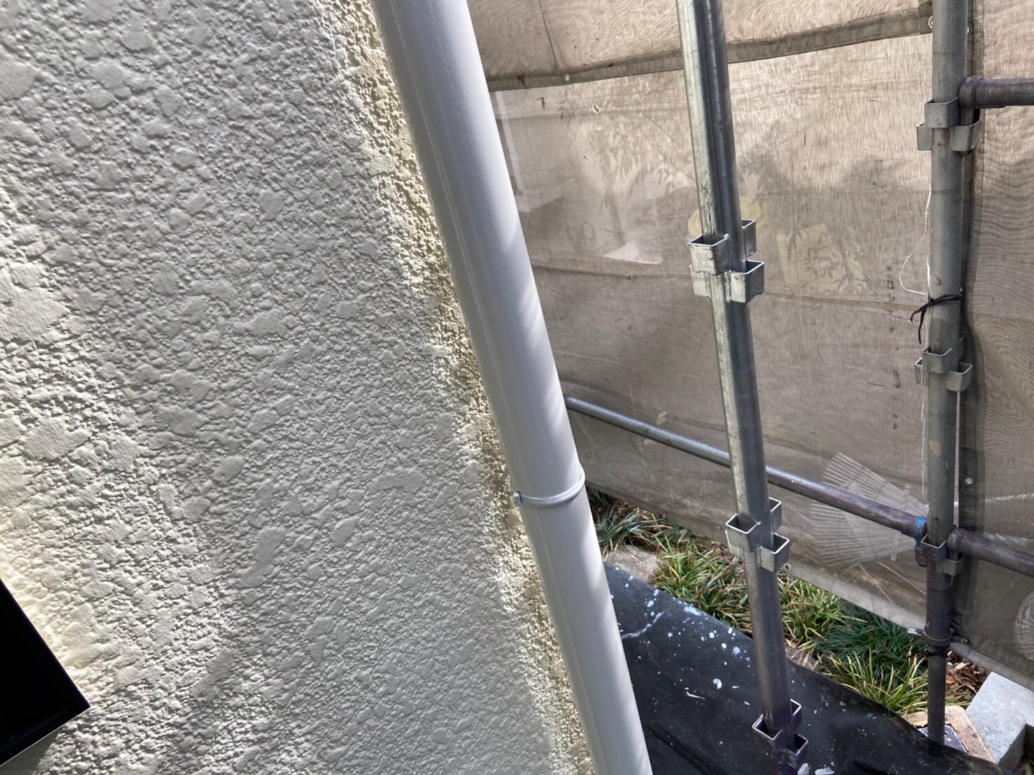 栃木県真岡市　付帯部　雨樋の塗装　塗装の時は補修もご一緒に