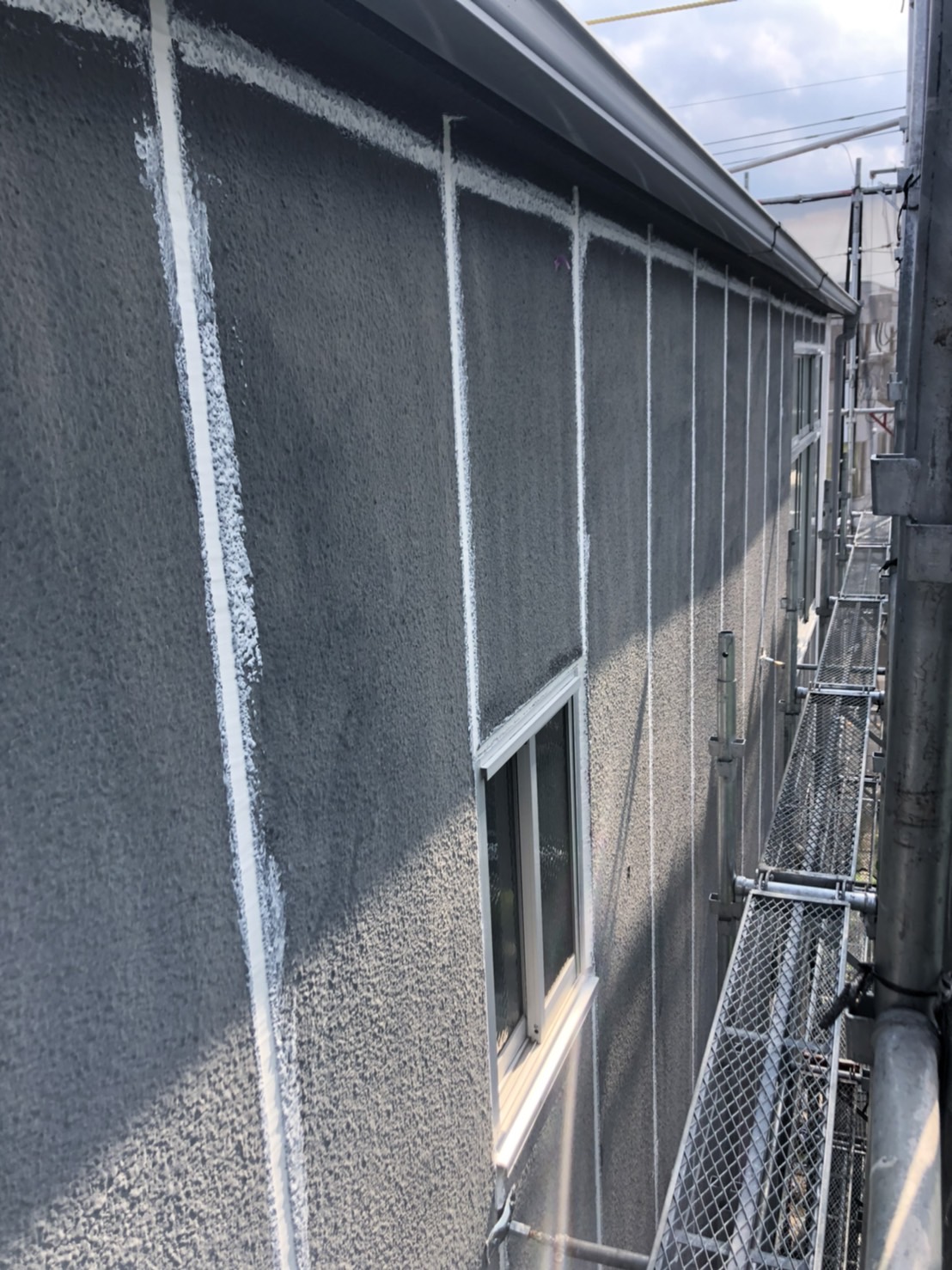 栃木県鹿沼市　屋根・外壁塗装工事　外壁目地コーキング打ち