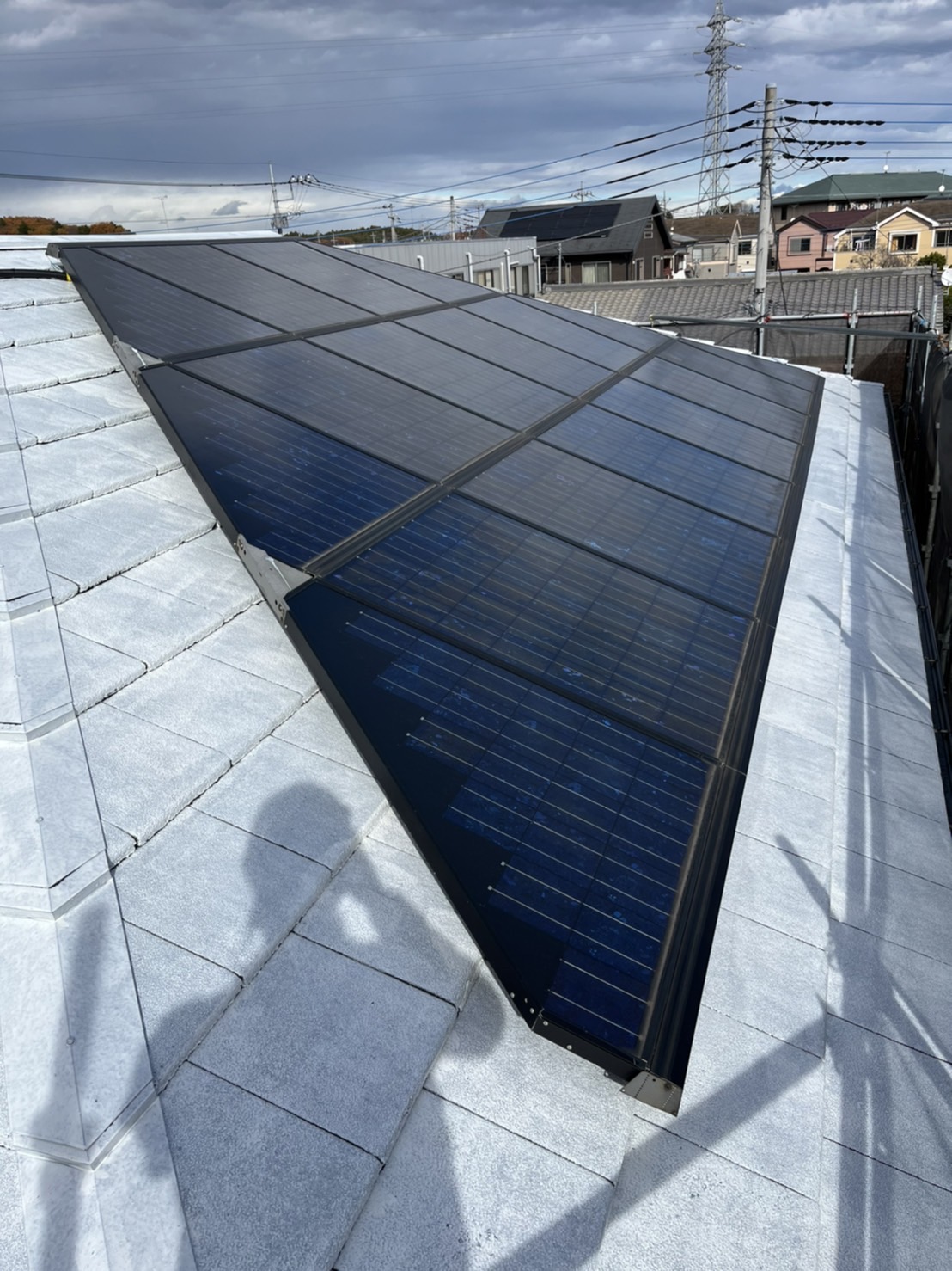 栃木県真岡市　屋根・外壁塗装工事　太陽光パネルがあっても塗装できます！
