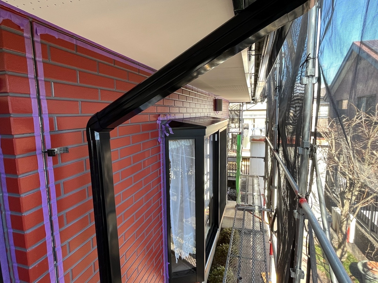 栃木県宇都宮市　外壁塗装工事　外壁目地のコーキング打ち替え