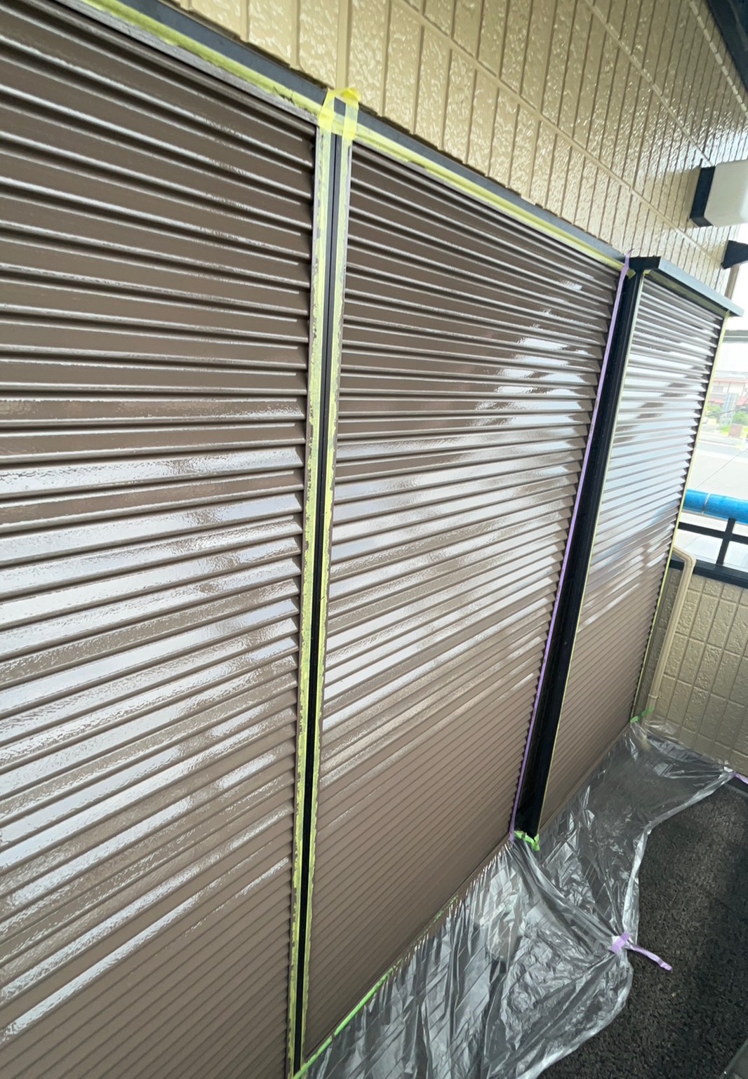 栃木県宇都宮市　屋根・外壁塗装工事　付帯部塗装と金属屋根の下塗り
