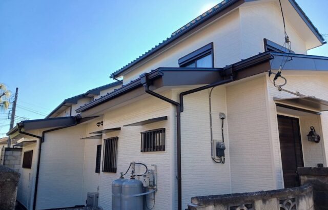 栃木県小山市 M様邸 外装・外構工事「新築みたいで工事を頼んでよかったです。頑張ってくれた職人さんに感謝しています！」