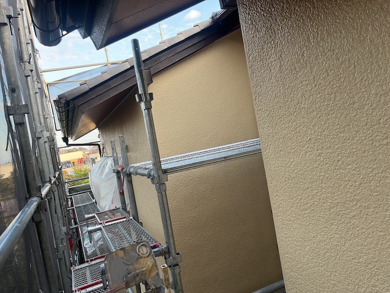 化粧板の軒天井はマックスシールドで塗装しました｜栃木県小山市