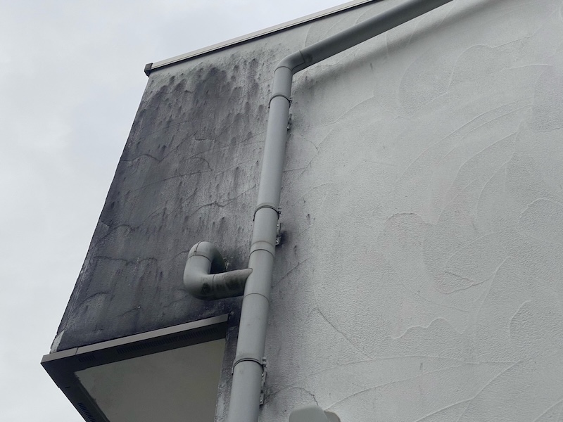 S様より外壁塗装工事のご依頼!外壁の汚れや剥離がありました|栃木県真岡市