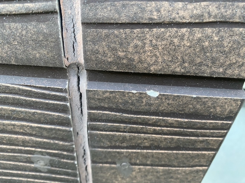 栃木県河内郡上三川町|Y様から外壁塗装工事のご依頼!シーリングの劣化が目立ちました