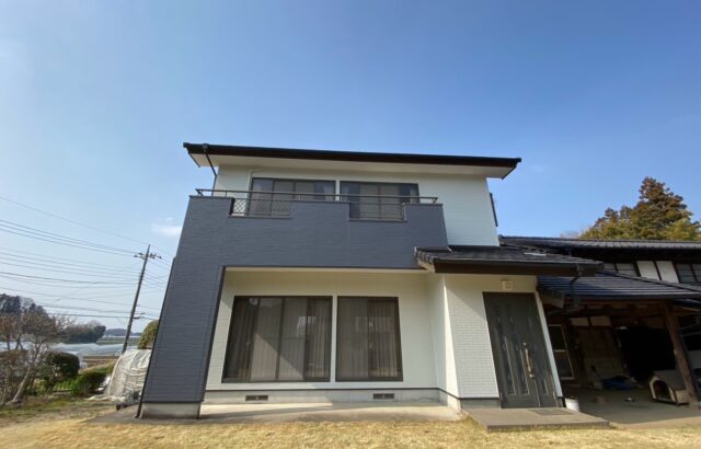 栃木県真岡市 U様邸 外壁塗装工事・コーキング工事・雨樋修理工事「的確なアドバイスをいただけてとてもよかったです！」