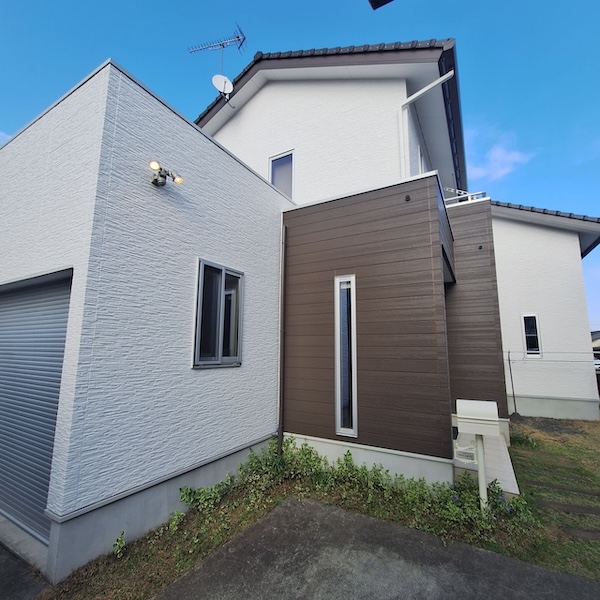 栃木県河内郡上三川町|外壁塗装工事 施工前と施工後 プラチナシリコンREVO 2000-IR