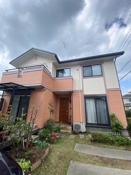 外壁と付帯部の仕上げ塗装。外壁塗料:超低汚染プラチナリファイン2000Si-IR|栃木県河内郡上三川町