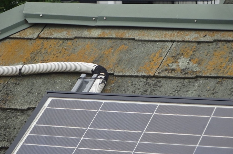 栃木県河内郡上三川町|劣化の激しい屋根はカバー工事を実施!施工前と高圧洗浄作業