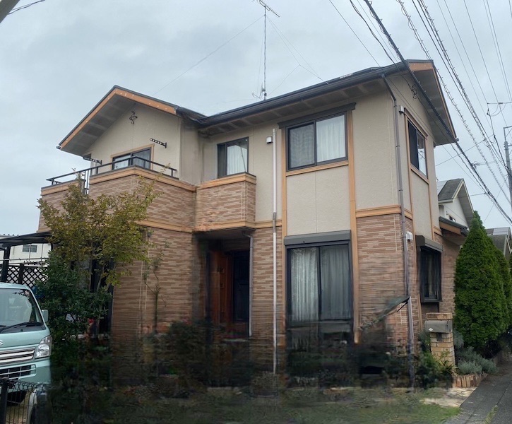 外壁と付帯部の仕上げ塗装。外壁塗料:超低汚染プラチナリファイン2000Si-IR|栃木県河内郡上三川町