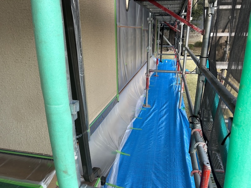 本格的な作業に入る前の養生作業。施工環境や品質に関わる養生とは?|栃木県芳賀郡益子町