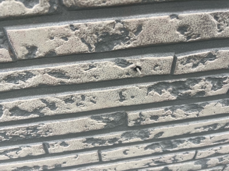 マルチカラー工法とは?単色塗りとマルチカラー工法の違いを実例でご紹介!