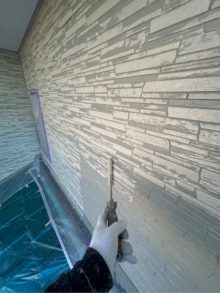 マルチカラー工法とは?単色塗りとマルチカラー工法の違いを実例でご紹介!