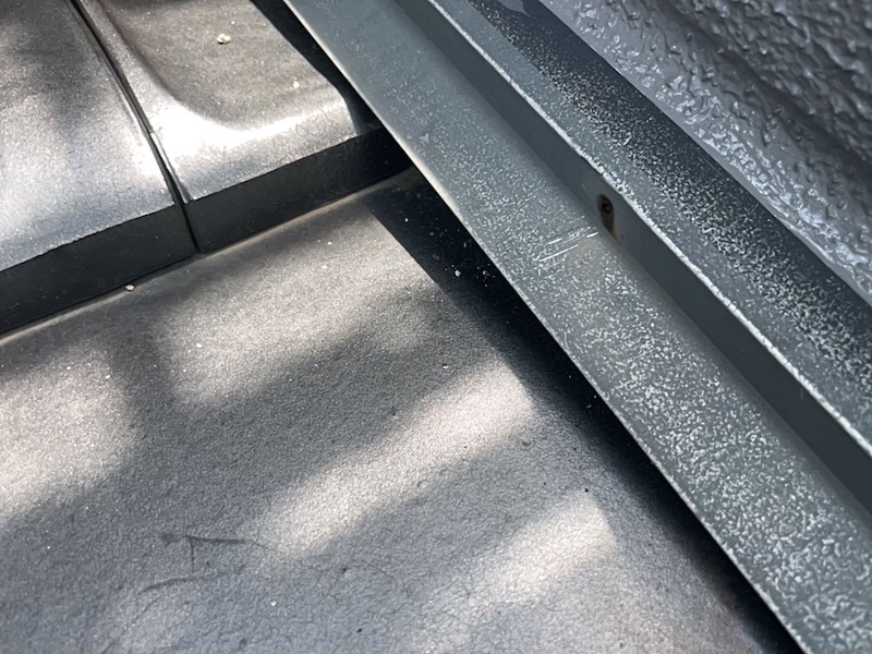 瓦屋根は塗装しなくてもいい?屋根板金は防錆のために塗装が必要です!|栃木県河内郡上三川町
