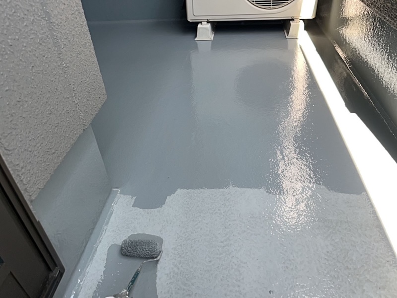 栃木県河内郡上三川町|ベランダFRP防水の塗り替え トップの塗り替えは5年が目安