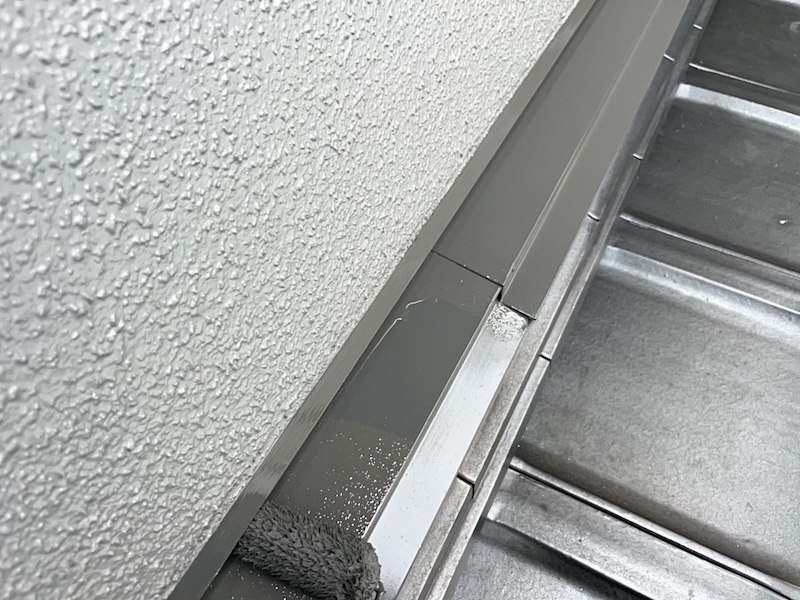瓦屋根は塗装しなくてもいい?屋根板金は防錆のために塗装が必要です!|栃木県河内郡上三川町